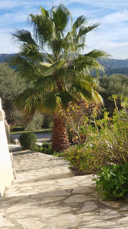 Mon Coin De Provence Petit-Dejeuner Offert Roquevaire Exterior photo
